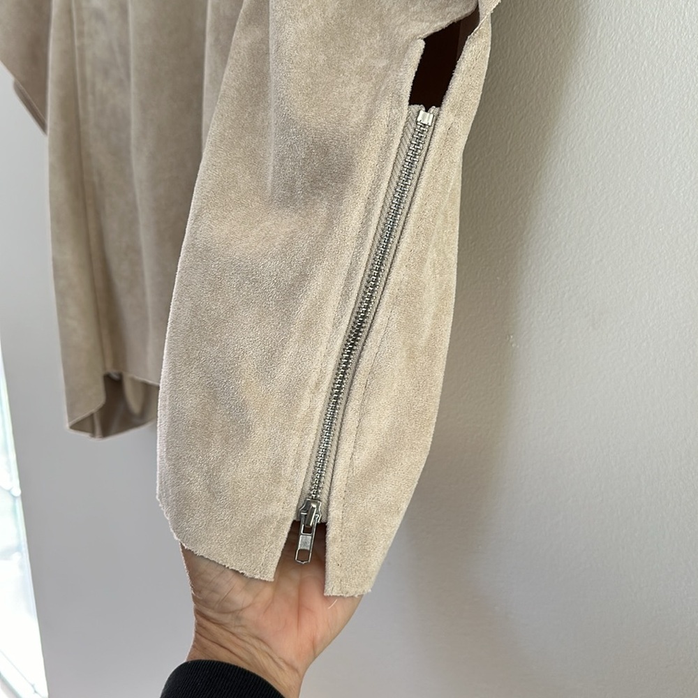 Fate. Vest - Picture 4 of 8